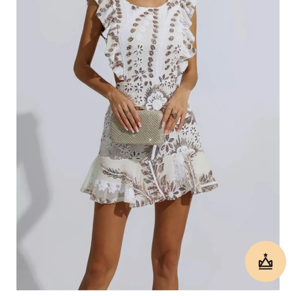 Catchall white Ruffle dress - Picture 3 of 5